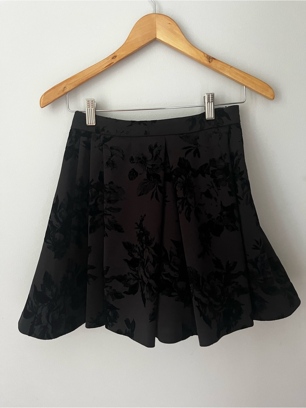 Aqua Skirt NWT Black Floral Velvet Skater Skirt